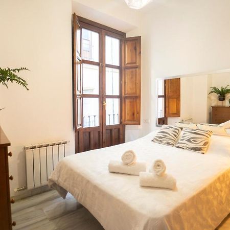 Bonito Y Acogedor Apartamento Pleno Centro Junto Catedral Granada Eksteriør bilde